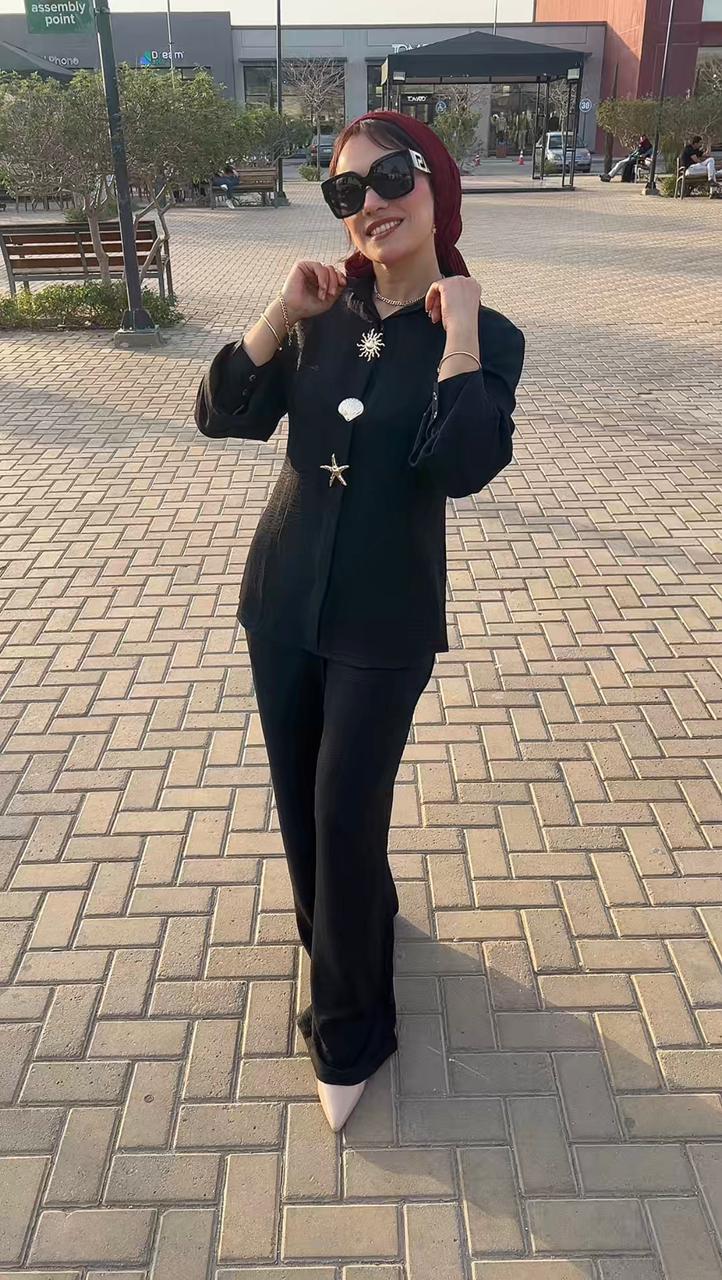 بدلة "يونيك لينين"